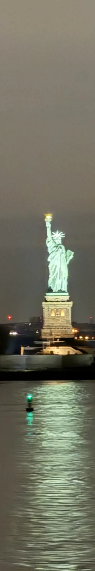 Die Freiheitsstatue bei der Ankunft